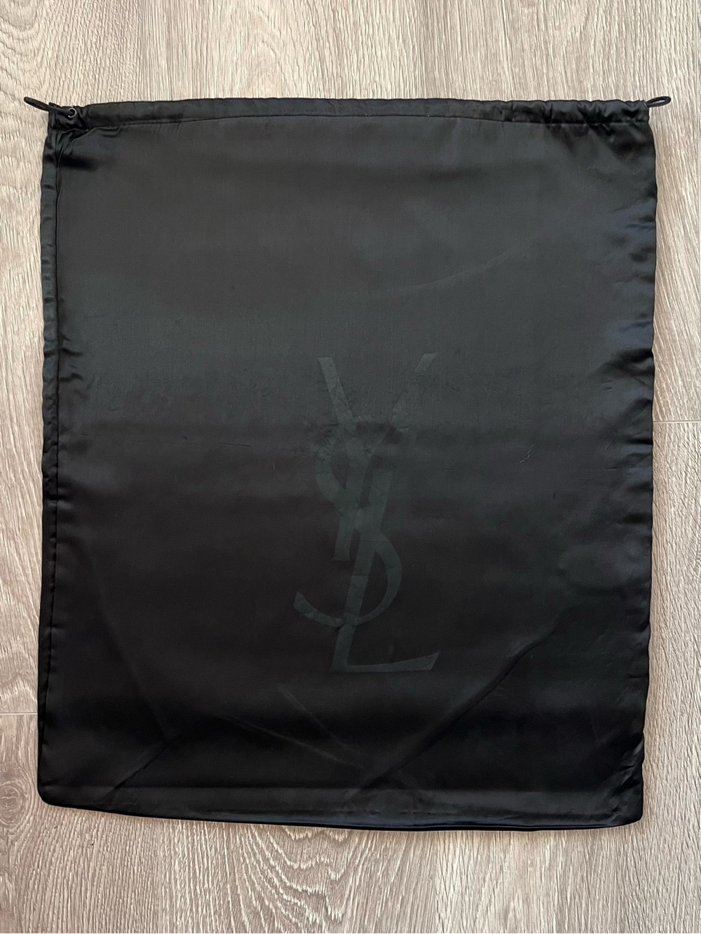 Saint Laurent dust bag (C327)